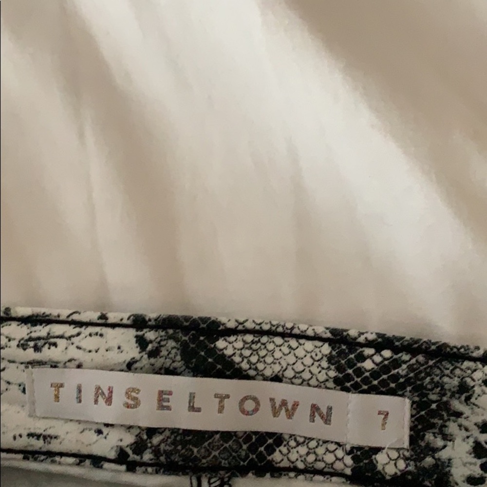 Skirt - Picture 2 of 2
